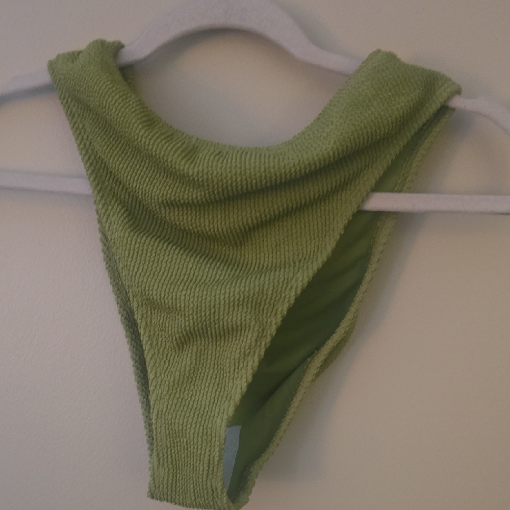 Wild Fable Vibrant Green Swim Bottoms